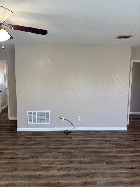 Building Photo - 325 Wolf Mountain Ln