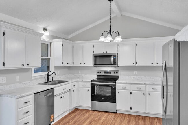 Building Photo - 100 Sunningdale Ct