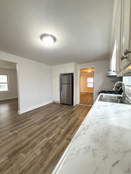 New Appliances - 517 Woodward Ave