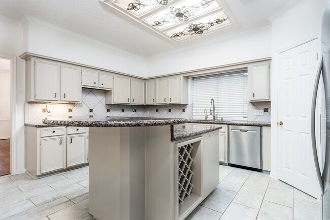 Building Photo - 14207 Vista Mar Cir