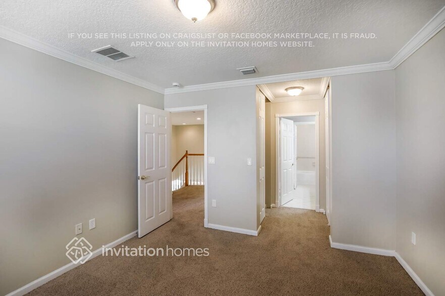 Building Photo - 15611 SW 53rd Ct