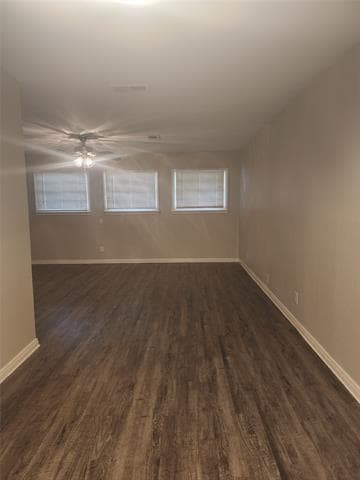 Building Photo - 2437 Emily Dr