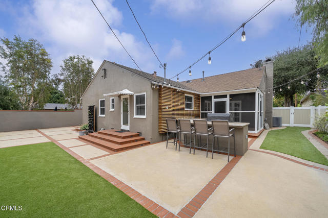 Building Photo - 208 Champion Pl