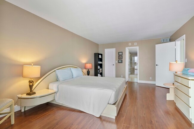 Building Photo - 1160 N Federal Hwy