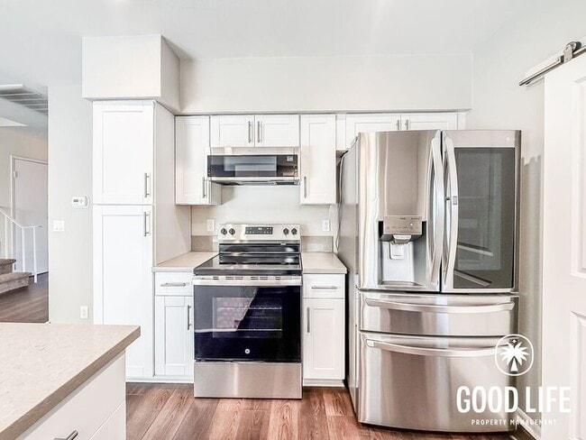 Building Photo - 9312 Alderbury St