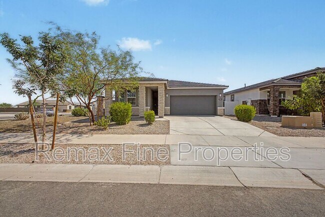 Building Photo - 15543 W Desert Hollow Dr