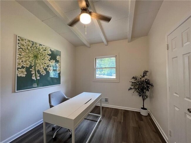 Building Photo - 2956 Monterey Dr