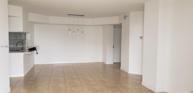Building Photo - 701 Brickell Key Blvd