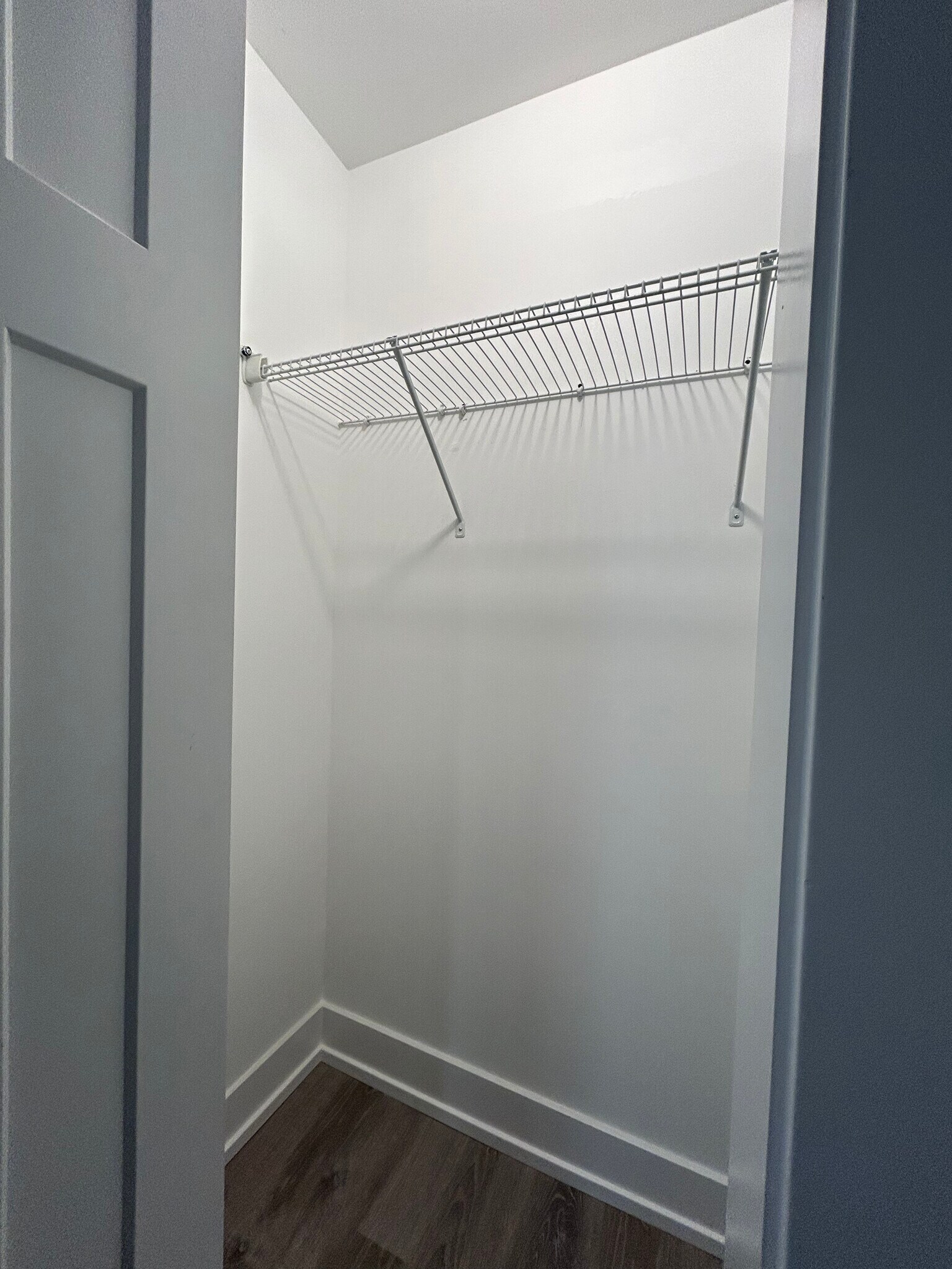 Building Photo - 1000 Crain St