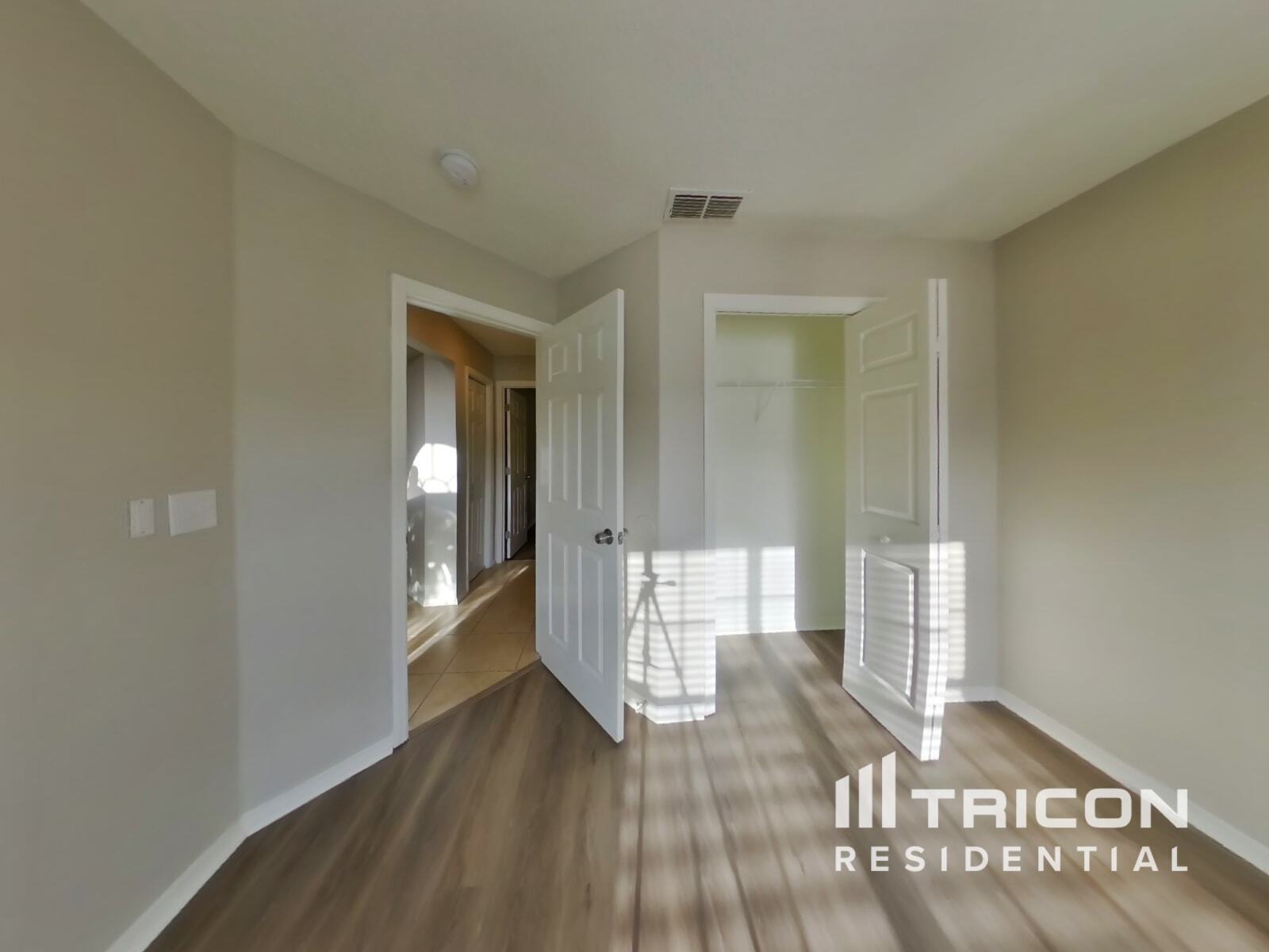 Building Photo - 5559 Starling Loop