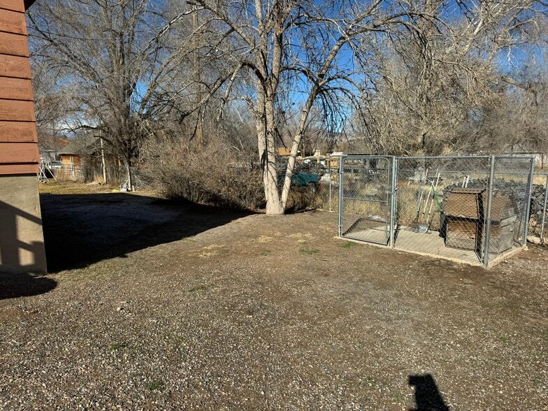 Backyard and Dog Kennel - 355 E 400 S