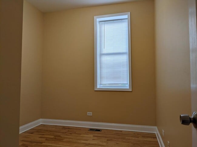 Building Photo - 712 S Aberdeen St