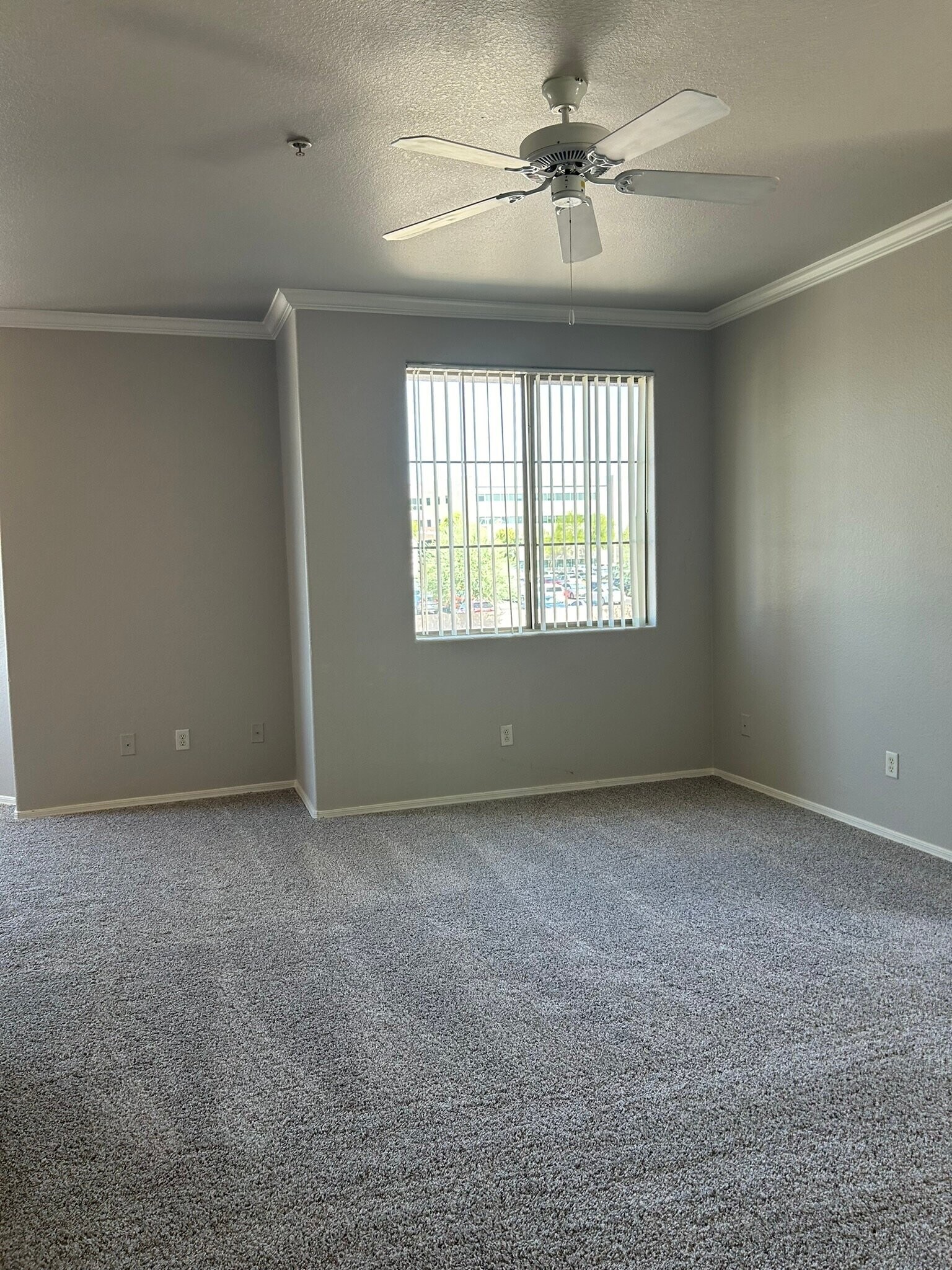 Building Photo - 1941 S Pierpont