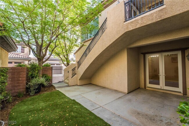 Building Photo - 7744 White Ginger Ave