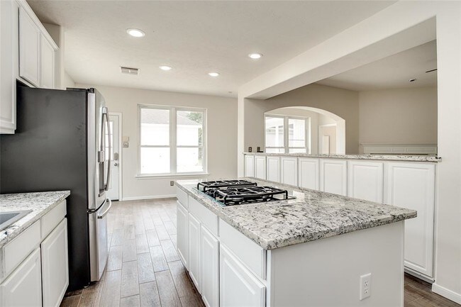 Building Photo - 5818 Pebble Bank Ln