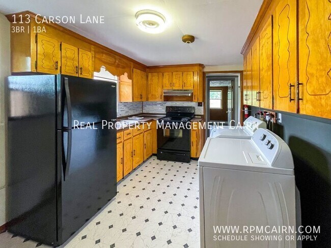Building Photo - Three Bedrooms, One Bath Off Rt 130