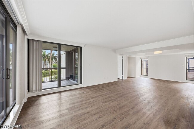 Building Photo - 4551 Gulf Shore Blvd N