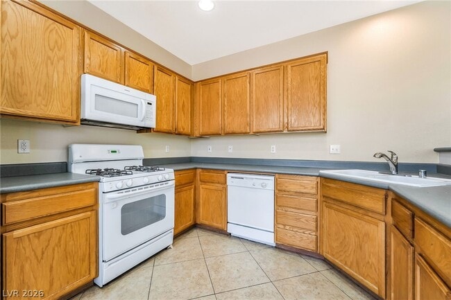 Building Photo - 8104 Caspian Moon Dr