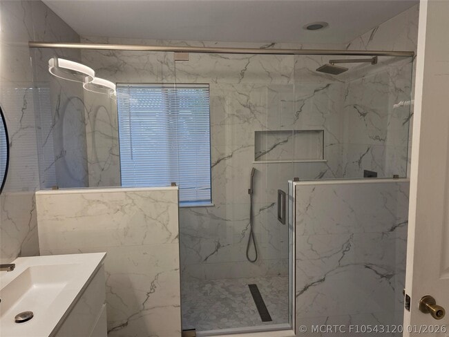 Building Photo - 3569 Santa Fe Pl
