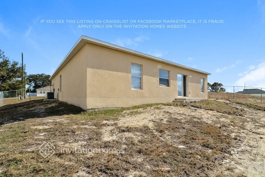 Building Photo - 910 Cumberland Dr