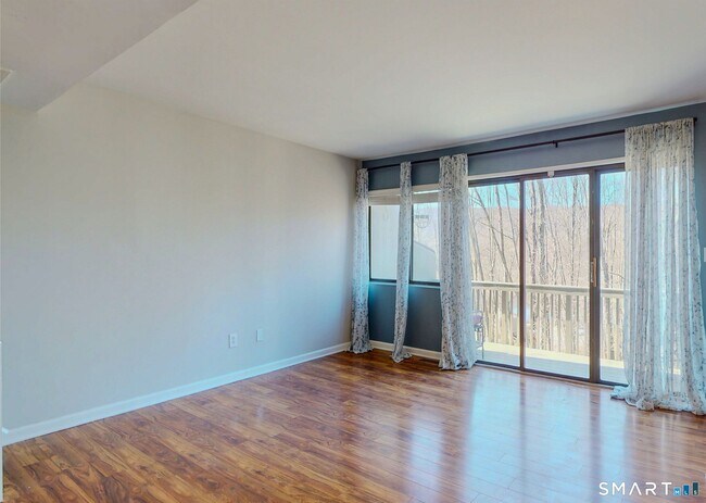 Building Photo - 54 Clubhouse Dr