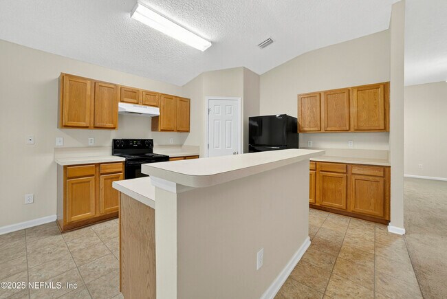 Building Photo - 3147 Sedona Trail