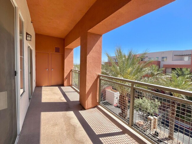 Building Photo - Spacious 2 Bedroom High-Rise Condo with Resort-Style Amenities & Oversized Balcony