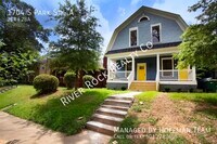 Building Photo - 1704 S Park St