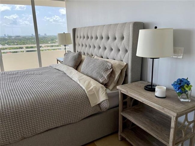 Building Photo - 8911 Collins Ave