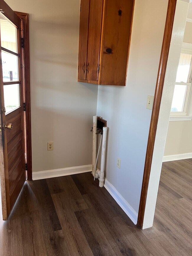 Building Photo - 169 S Croom Bland Rd