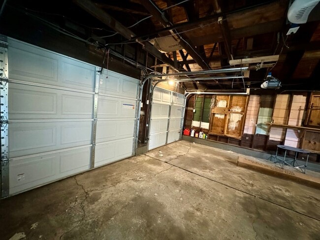 Building Photo - Updated & Move-In Ready Home for Rent – 2B...