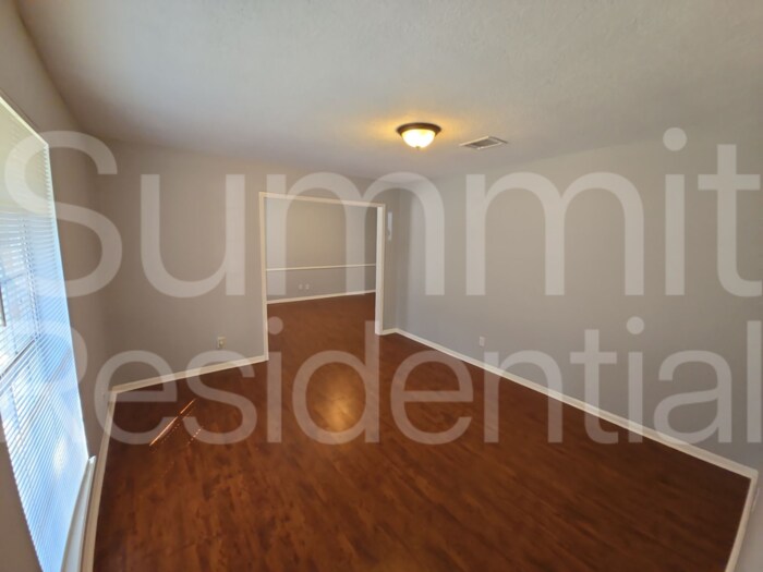 Building Photo - 5223 Brownlee Ln