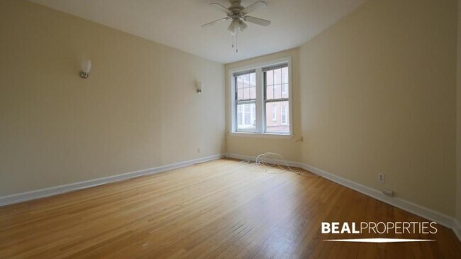 Primary Photo - 1 bedroom in CHICAGO IL 60657