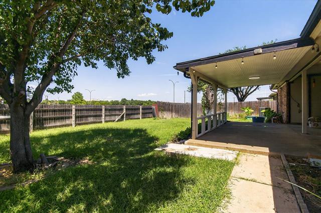 Building Photo - 1809 Greenbend Dr