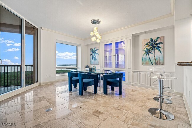 Building Photo - 23750 Via Trevi Way