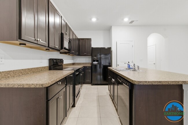 Building Photo - 3815 Rippaso Pl