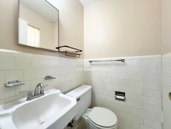 Building Photo - 4225 NW 51st St