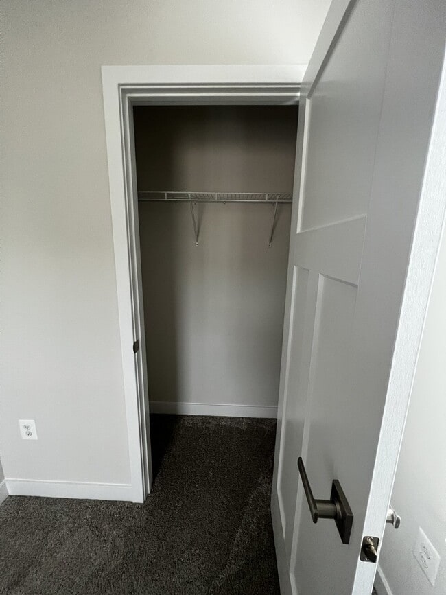 Building Photo - Exceptional 3-Level Corner Unit Townhome w...