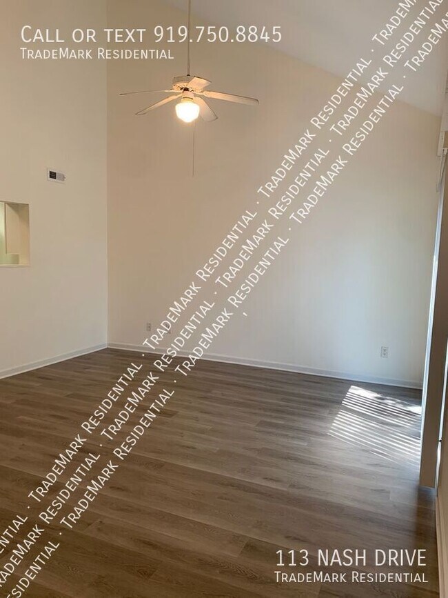 Building Photo - 113 Nash Dr