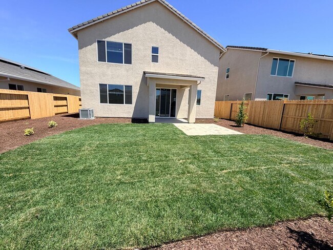 Building Photo - **Welcome to this beautifully designed 4-bedroom, 3-bathroom home offering modern living space.**