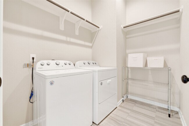 Building Photo - 29434 Cherry Vine Rd