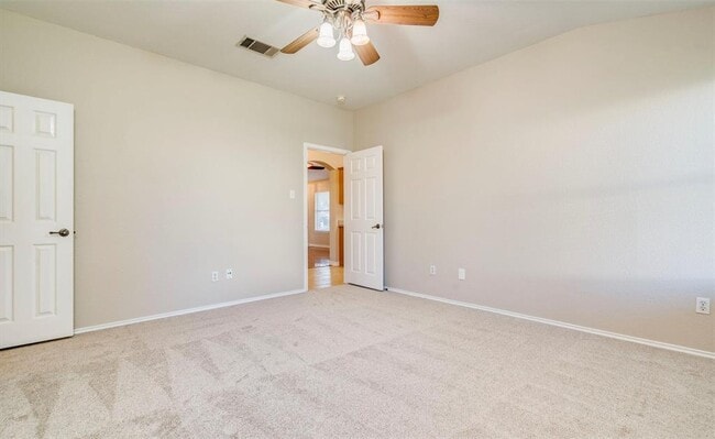 Building Photo - 2901 Rainy River Dr