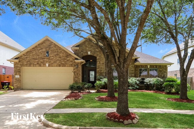 Building Photo - 3211 Oak Park Ln