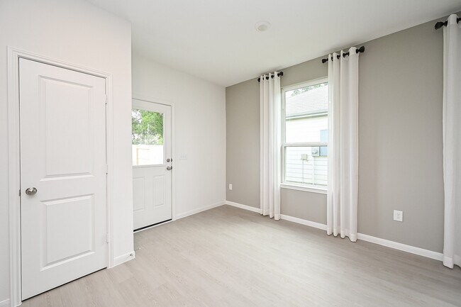 Building Photo - 17718 Seed Drill Ln