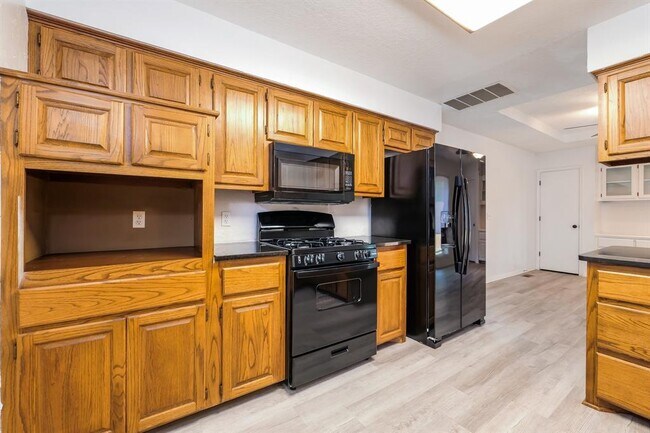 Building Photo - 305 Grand Fork Rd