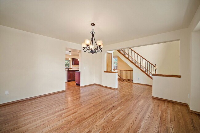 Building Photo - 8112 Old Exchange Dr