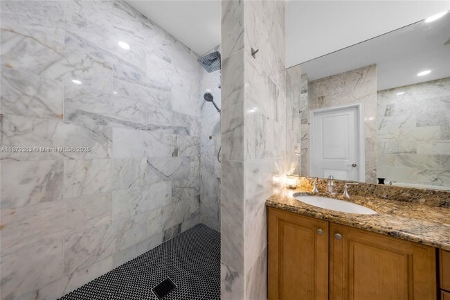 Building Photo - 2900 Hidden Harbour Ct