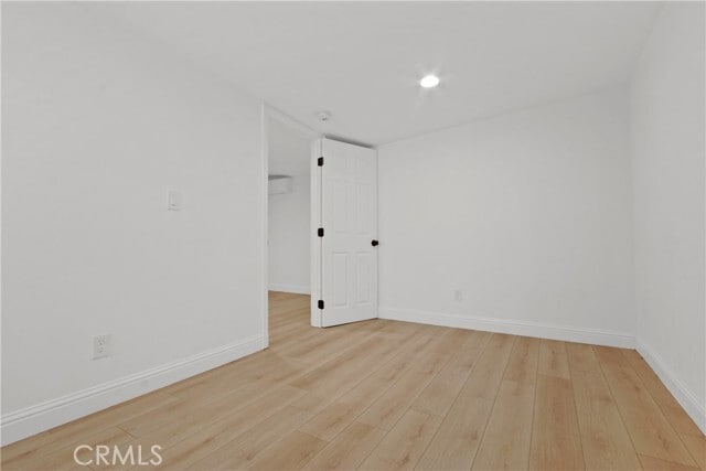 Building Photo - 1558 W 105th St