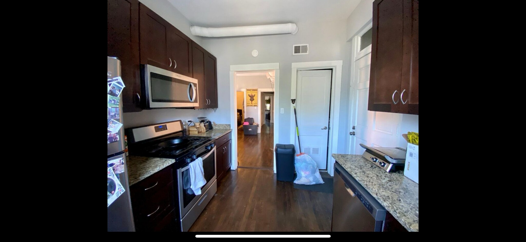 Building Photo - 2100 W Division St