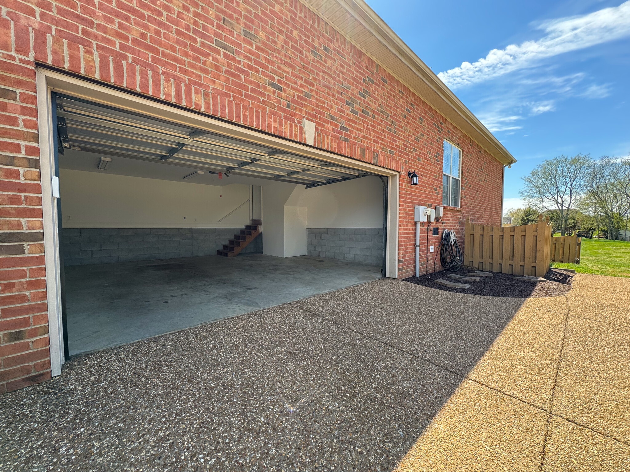 Building Photo - 806 Muscogee Way